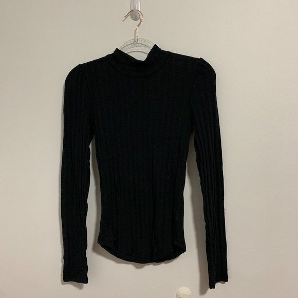 Free People Party in the back mock neck long sleeve top Size Medium - Picture 5 of 10